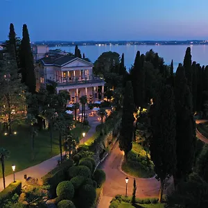 Cortine Palace Relais Chateaux Сирмионе
